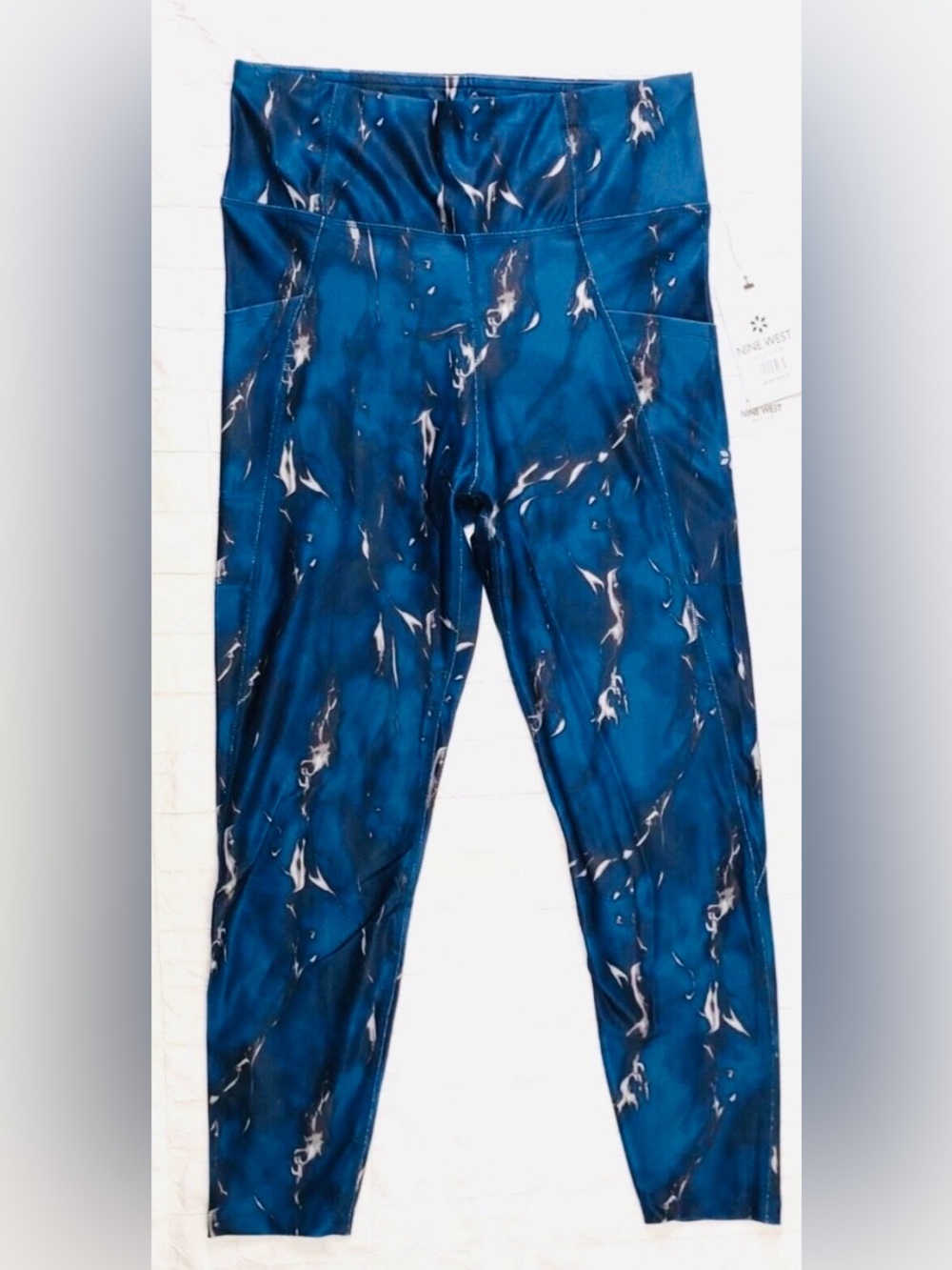 XL Nine West Leggings WITH Pockets. Flattering high waist! Royal, navy blue